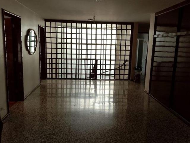 VENTA DE CASA EN LOMAS DE TECAMACHALCO