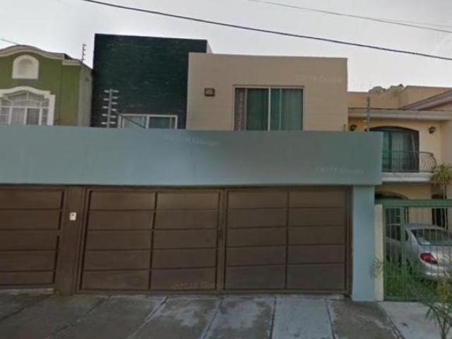 Venta de casa en Lomas Universidad, Zapopan, Jalisco