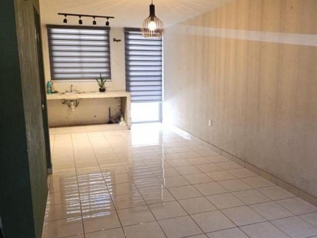 Venta de casa en Los Treboles zona carretera a Colotlan