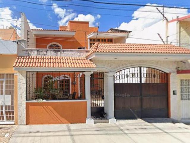 VENTA DE CASA EN PUEBLA TEHUACAN COL JARDINES DE TEHUACAN
