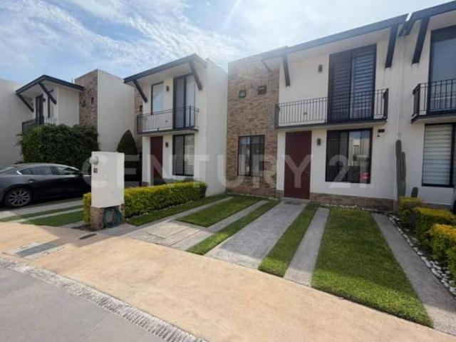 Venta de Casa en Puerta de Piedra