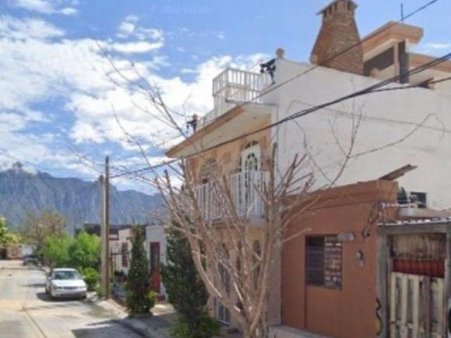 VENTA DE CASA EN P. DE CAPELLANIA, GARCIA, NUEVO LEON