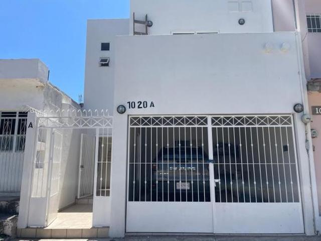 VENTA DE CASA EN PANCHO VILLA A METROS DE LA AV. LA MARINA, PARQUE Y ESCUELA