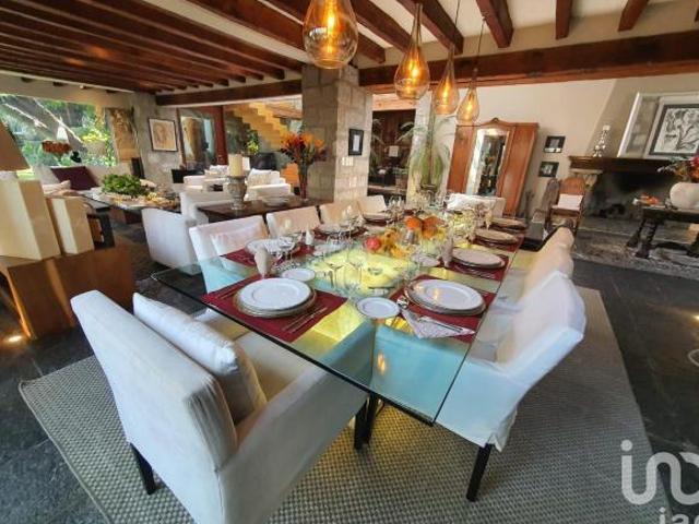 VENTA DE CASA EN PASEO DE LAS LOMAS