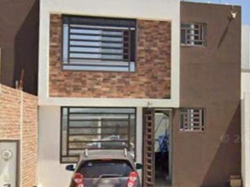VENTA DE CASA EN PASEO LOMAS DEL SUR FRACCIONAMIENTO LUNARIA AGUASCALIENTES