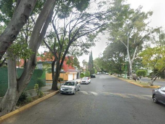 VENTA DE CASA EN PASEOS DE TAXQUEÑA, EN COYOACAN EN CDMX
