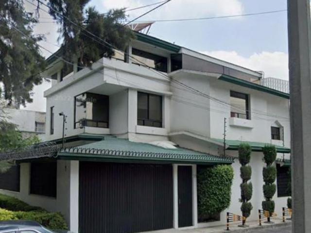 VENTA DE CASA EN PASEOS DE CHURUBUSCO CDMX