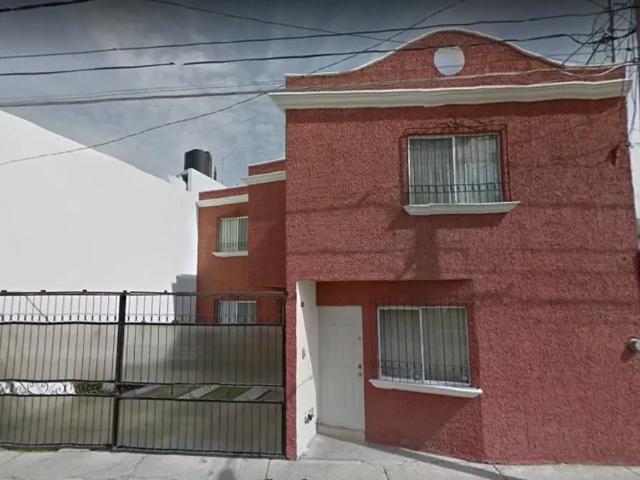 Venta de Casa en Pirámides, Aguascalientes 4 recámaras, accesible y espaciosa