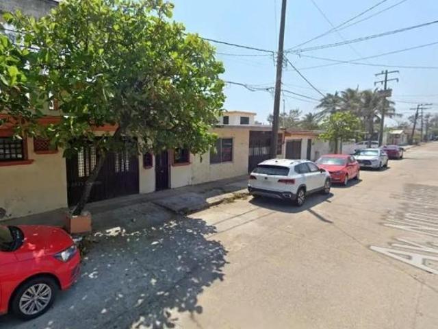 Venta de casa en Playa Sol, Coatzacoalcos Vderacruz
