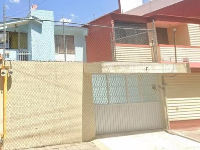 Venta de Casa en Plazas Amalucan, Puebla Amplia y Bien Ubicada