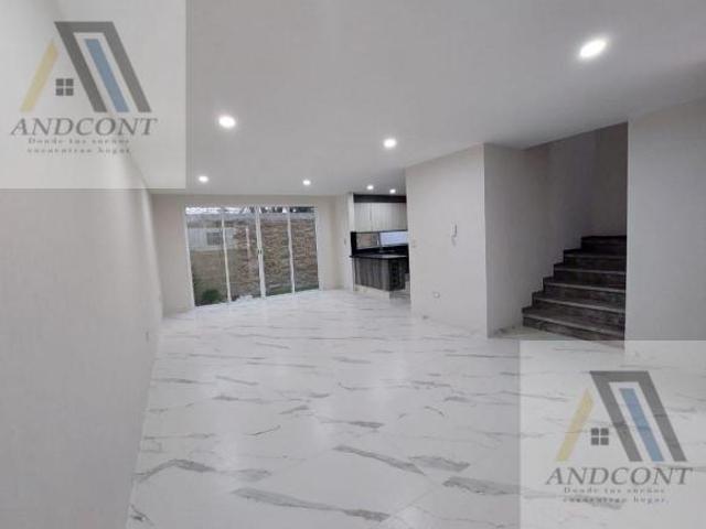 VENTA DE CASA EN PRADEA SUR RESIDENCIAL, PUEBLA,TRES RECAMARAS, A CINCO MINUTOS DE CU BUAP