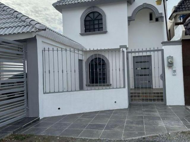 VENTA DE CASA EN PRIV BLV HIDALGO