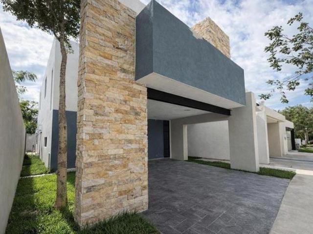 VENTA DE CASA EN PRIVADA AIRE PURO EN MERIDA YUCATAN
