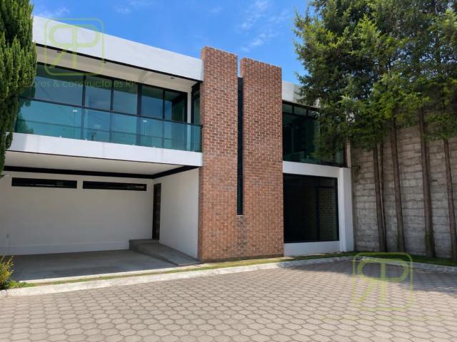 VENTA DE CASA EN PRIVADA LOS MESONES