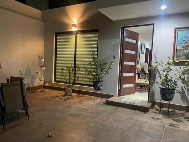 VENTA DE CASA EN PRIVADA LOS ENCINOS 234M2 DE 4 AÑOS DE ANTIGUEDAD