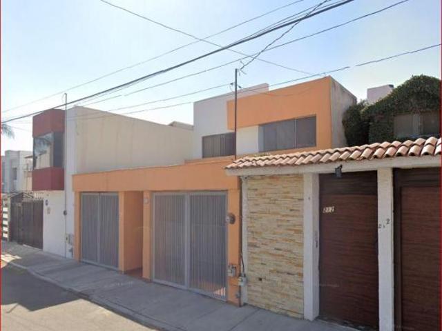 VENTA DE CASA EN QUERETARO COL JARDINES DE LAHACIENDA QRO