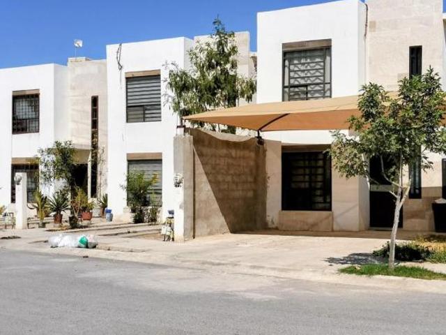 VENTA DE CASA EN QUINTAS ARBOLEDAS MIRAVALLE GOMEZ PALACIO DURANGO