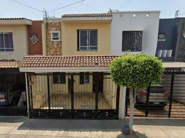 ¡VENTA DE CASA, EN RECUPERACION BANCARIA!