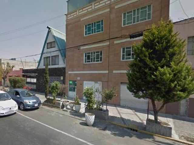 VENTA DE CASA EN RECUPERACION BANCARIA EN AQUILES SERDAN