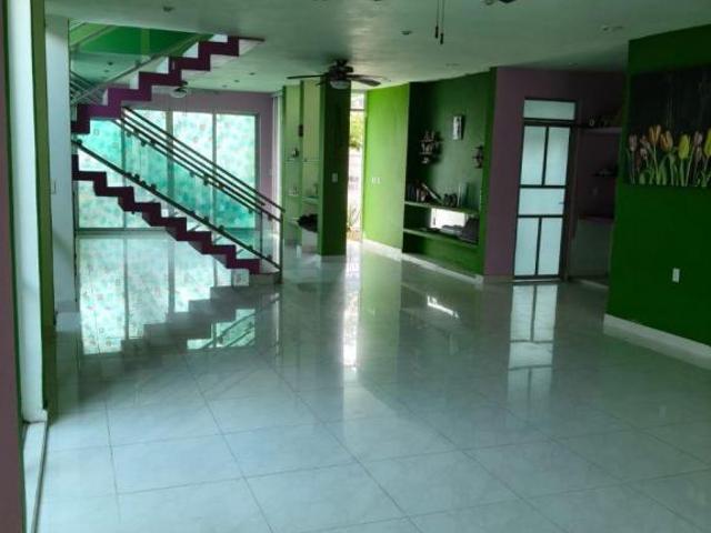 VENTA DE CASA EN RESIDENCIAL AIPM DE POZA RICA