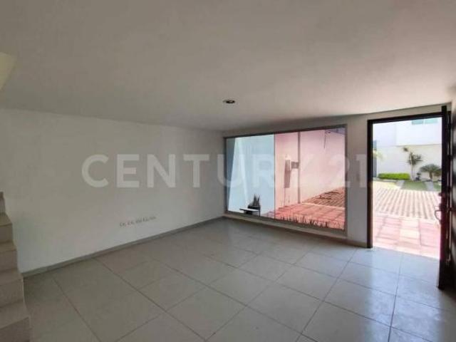 Venta de casa en Residencial Colibrí