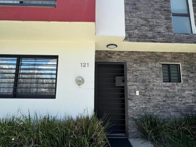 VENTA DE CASA EN RESIDENCIAL EL CAMPESTRE TOTALMENTE AMUEBLADA Y EQUIPADA