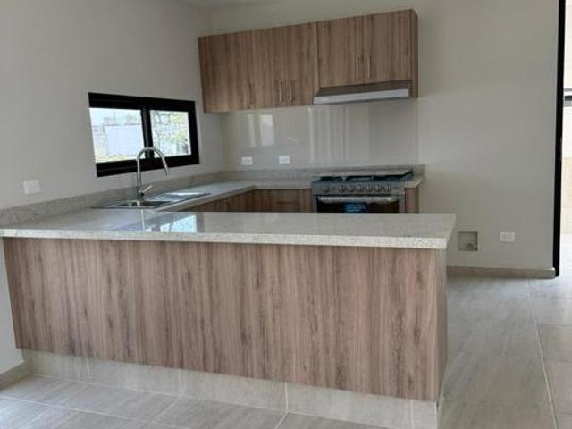 VENTA DE CASA EN RESIDENCIAL GARZA AZUL EN SAN MATEO ATENCO