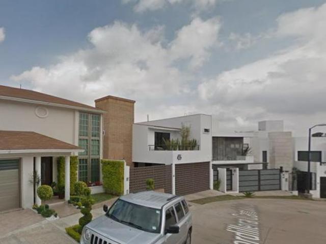 VENTA DE CASA EN RESIDENCIAL LAS CUMBRES XALAPA VERACRUZ