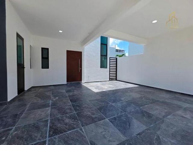 Venta de Casa en Residencial Lomas Residencial con recamara en planta baja