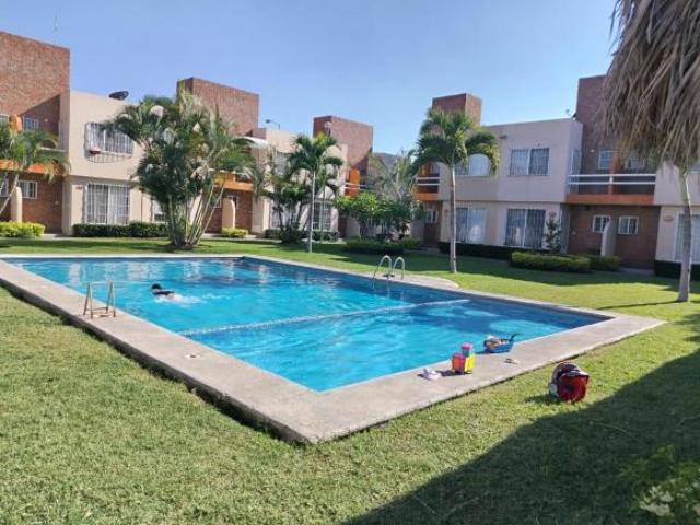 VENTA DE CASA EN RESIDENCIAL LOS SAUCES MORELOS