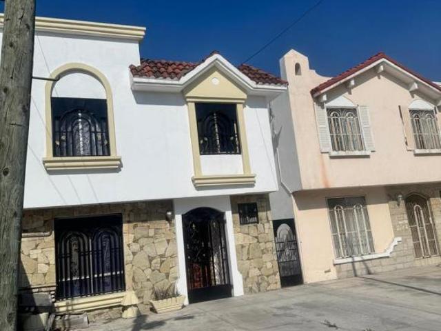 Venta de Casa en Residencial Puerta del Norte, Escobedo, N.L