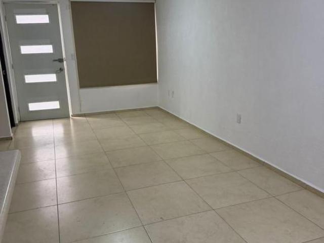 VENTA DE CASA EN RESIDENCIAL SANDARA EN EX HACIENDA SERRATÓN CONJUNTO URBANO LA LOMA I