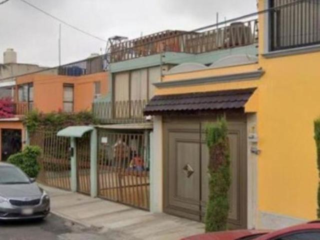 VENTA DE CASA EN RETORNO DEAVENIDA DEL TALLER JARDIN BALBUENA