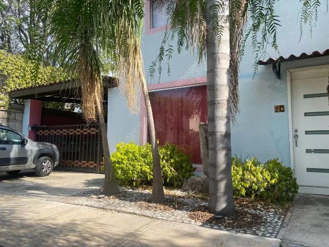 VENTA DE CASA EN RINCONADA DE LA VIRGEN, CORREGIDORA, QUERÉTARO