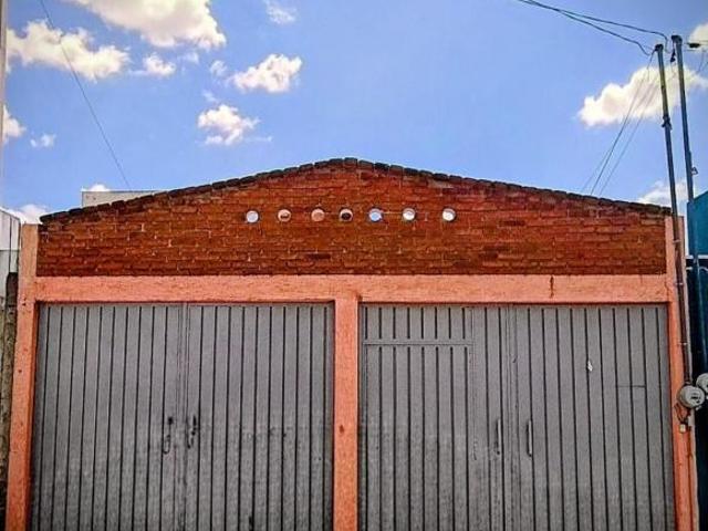 VENTA DE CASA EN RINCONES DE LA HACIENDA