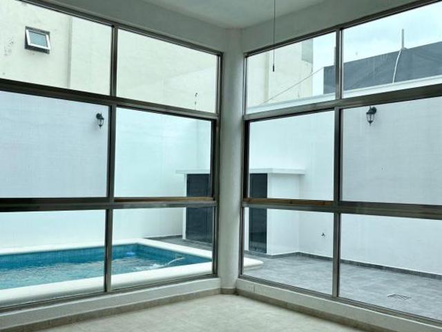 VENTA DE CASA EN SUPERMANZANA 12, CANCUN