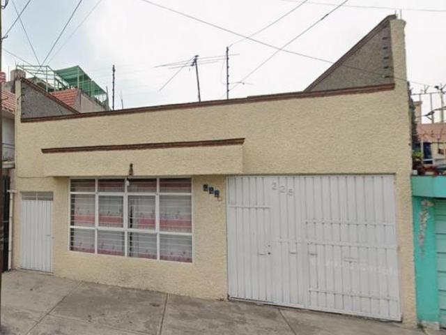 VENTA DE CASA EN San Juan de Aragón, Gustavo A. Madero