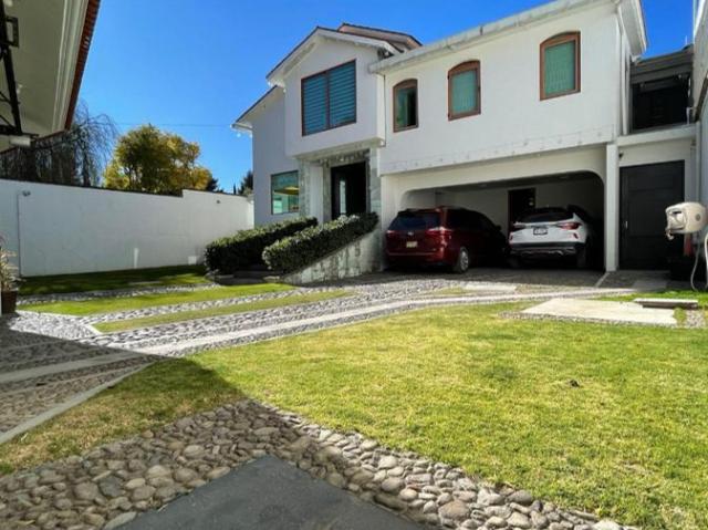 VENTA DE CASA EN SAN MIGUEL ZACANGO CACALOMACAN EN TOLUCA