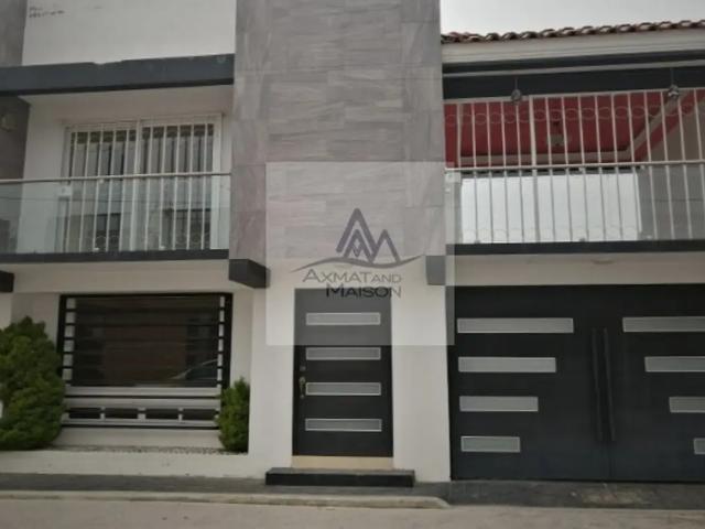 Venta de Casa en Santa María Nativitas, Calimaya Amplia y Bien Ubicada
