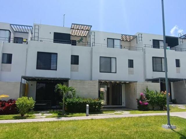 Venta de casa en Santa Fe, Xochitepec, Morelos…Clave 5857