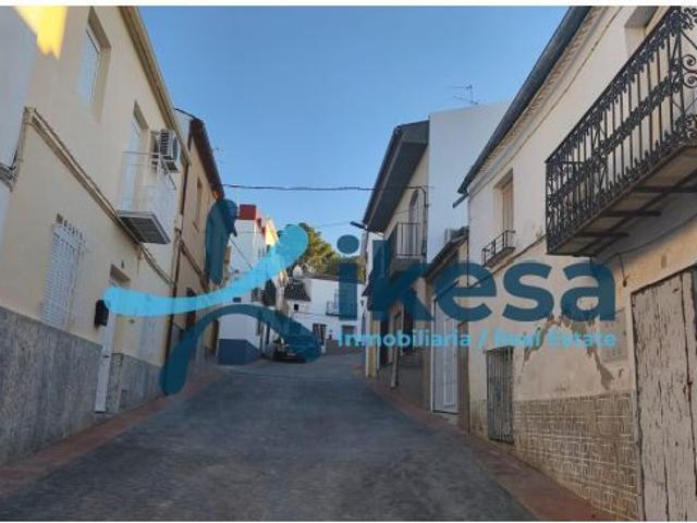 Venta de Casa en Santiago de Calatrava, Jaén