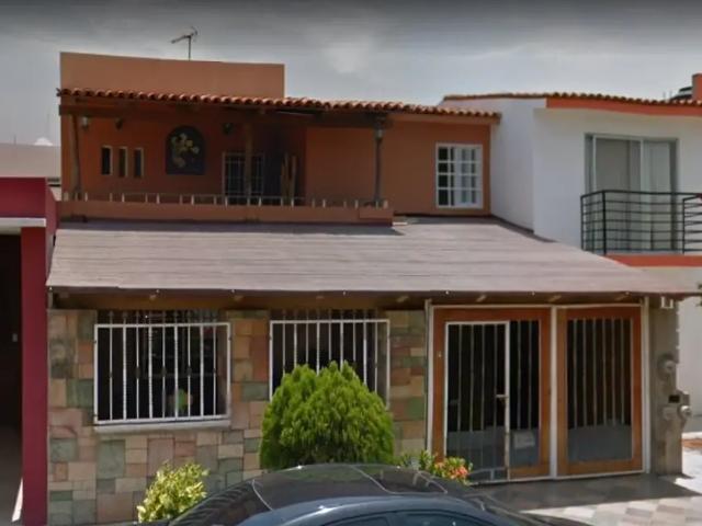 Venta de Casa en Sol del Pacífico, Manzanillo Amplia y Bien Ubicada