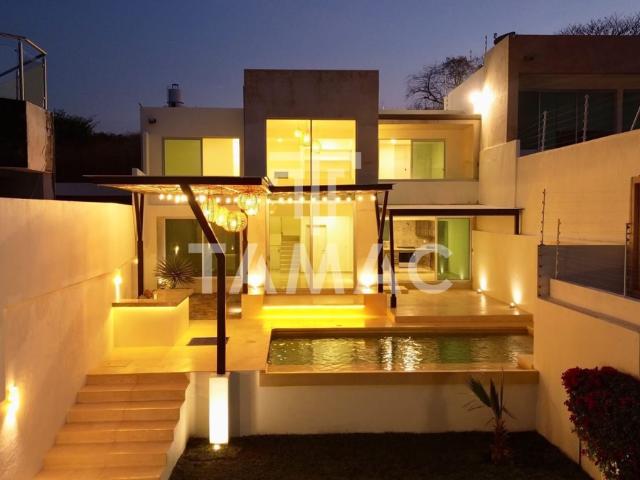 VENTA DE CASA EN TEQUES CON VISTA AL LAGO