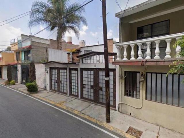 VENTA DE CASA EN TLANEPANTLA DE BAZ ESTADO DE MEXICO U HAB IZCALLI PIRAMIDE