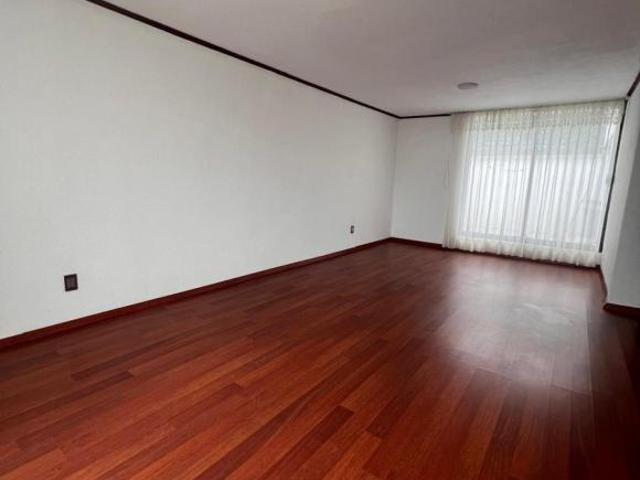 Venta de casa en Toluca, ubicada en colonia Santa Maria de Las Rosas