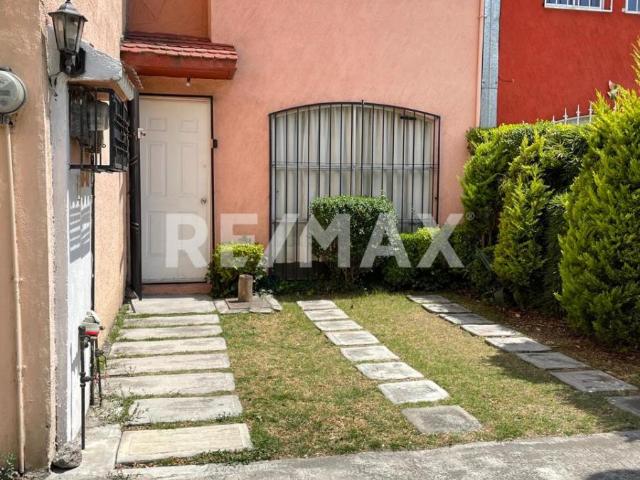 VENTA DE CASA EN TOLUCA CONJUNTO LOS SAUCES I