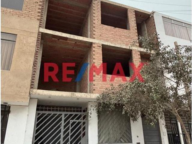 Venta De Casa En Urb. Vipol De Naranjal