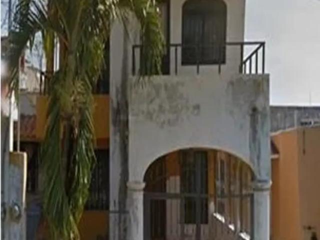 Venta de Casa en Valle De Las Garzas I, Manzanillo 3 Recámaras, Cerca de Servicios