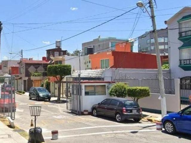 VENTA DE CASA EN VALLE DELOS PINOS TLALNEPANTLA