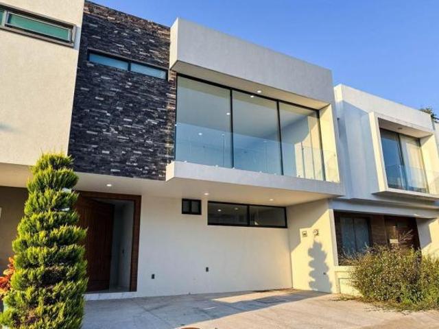 Venta de Casa en Valle Imperial COTO MAPLES I #47 RECAM PB